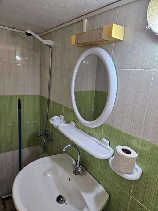 Hadhri Appartement Tuzer Dış mekan fotoğraf
